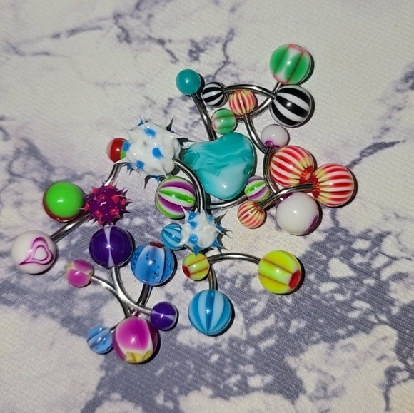 Random Multicolored Bellybutton Rings - Picture 3 of 3